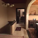 The Knight And The Pomegranate - Luxury Medieval Villa *