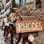 The Knight And The Pomegranate - Luxury Medieval * Rhodes City