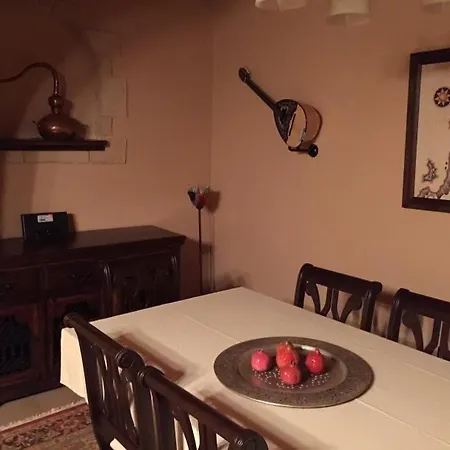The Knight And The Pomegranate - Luxury Medieval 别墅