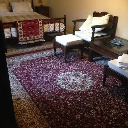 Willa The Knight And The Pomegranate - Luxury Medieval Rhodes City