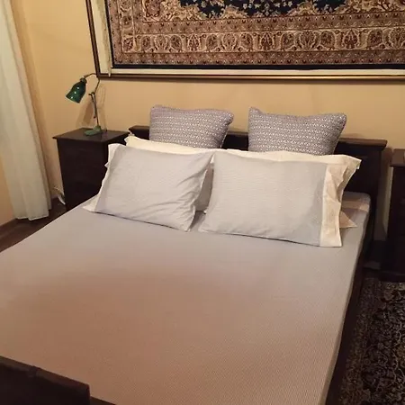 The Knight And The Pomegranate - Luxury Medieval *