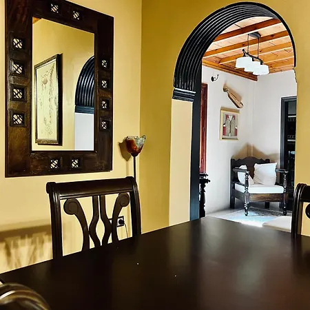 The Knight And The Pomegranate - Luxury Medieval Willa